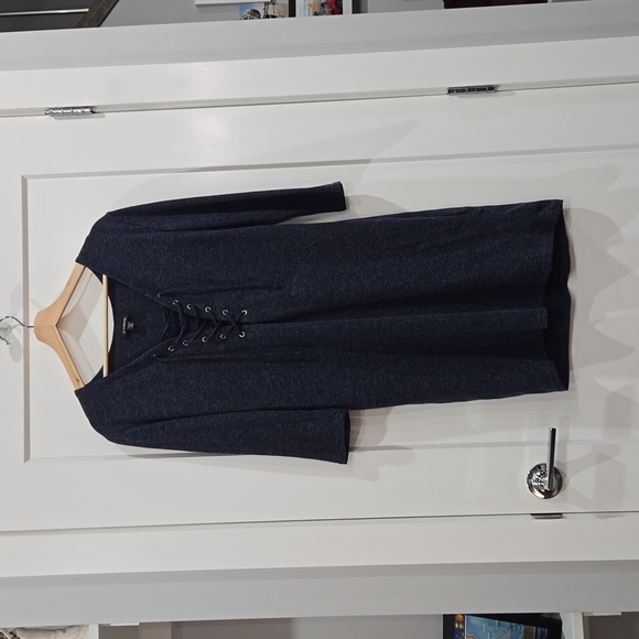 Le Chateau Dress- Winter Thick - Very comfy - Blue - medium - long sleeve - Picture 1 of 3